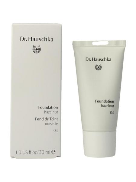 Hauschka Foundation 04 hazelnut